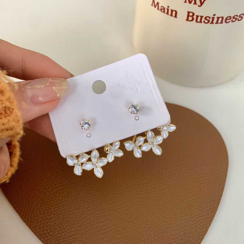 Sweet Daisy Flower Earrings