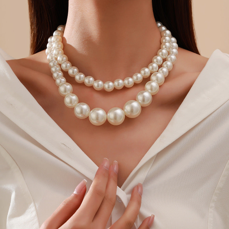 Exaggerated Chunky Big White Beads Choker Necklace