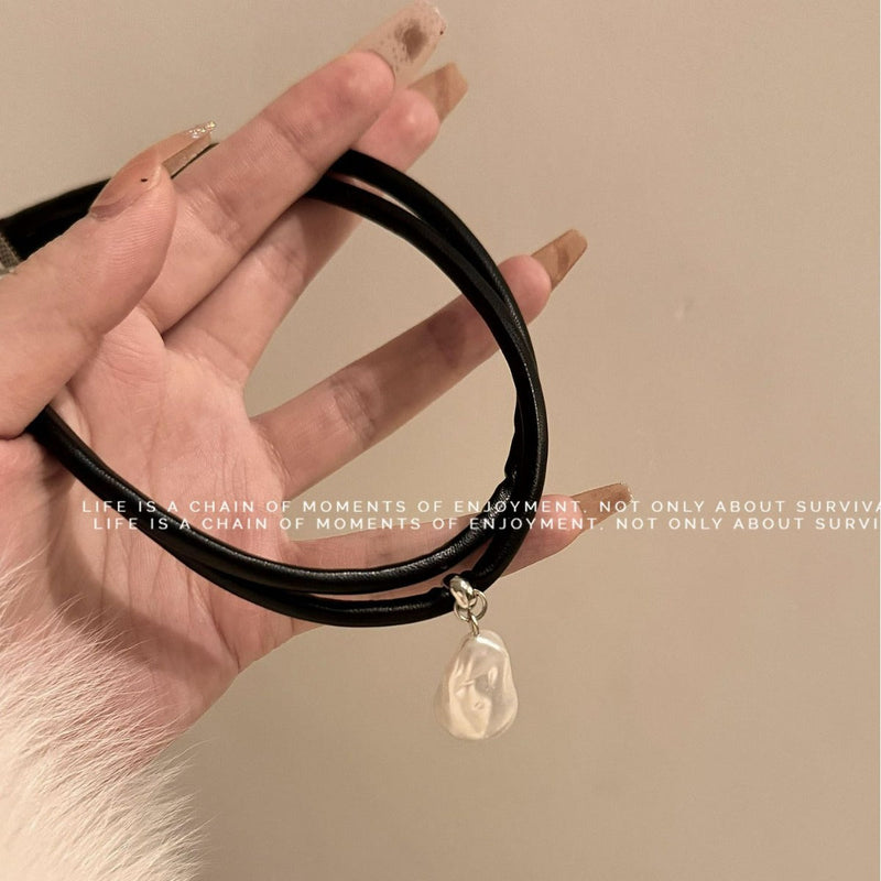 Leather Pearl Choker Necklace