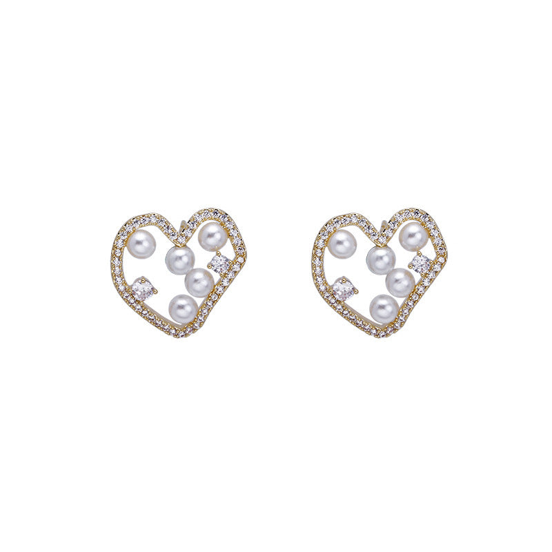 Pearl Hollowed Out Heart Earrings