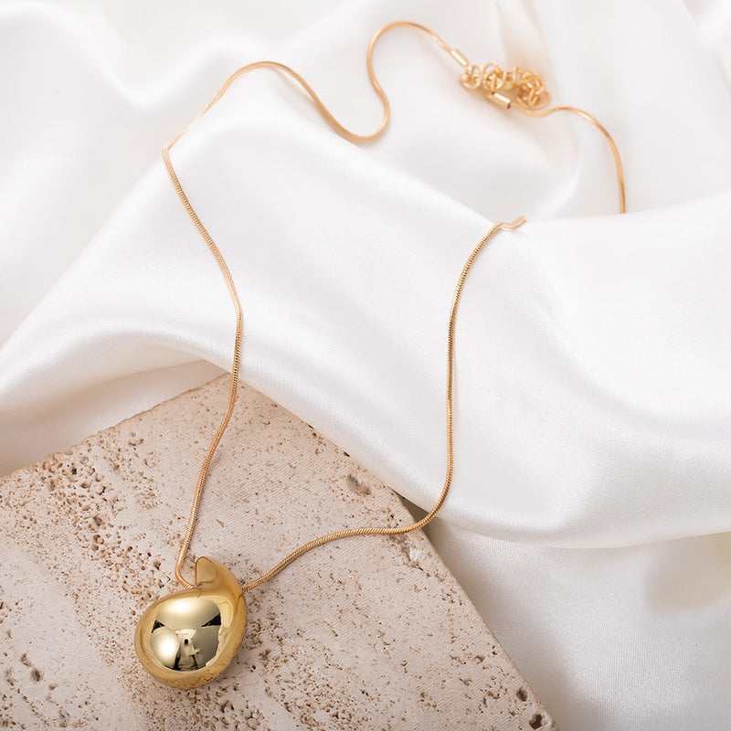 Pendant Necklace Female Nightclub Trendsetter Punk Chain