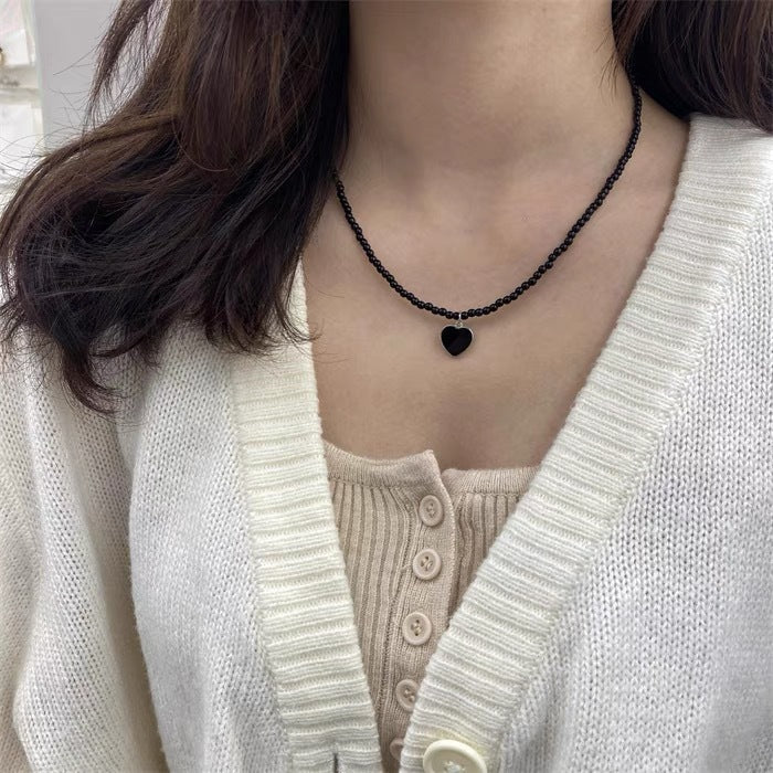 White Heart Pendant Pearl Beaded Necklace for Women