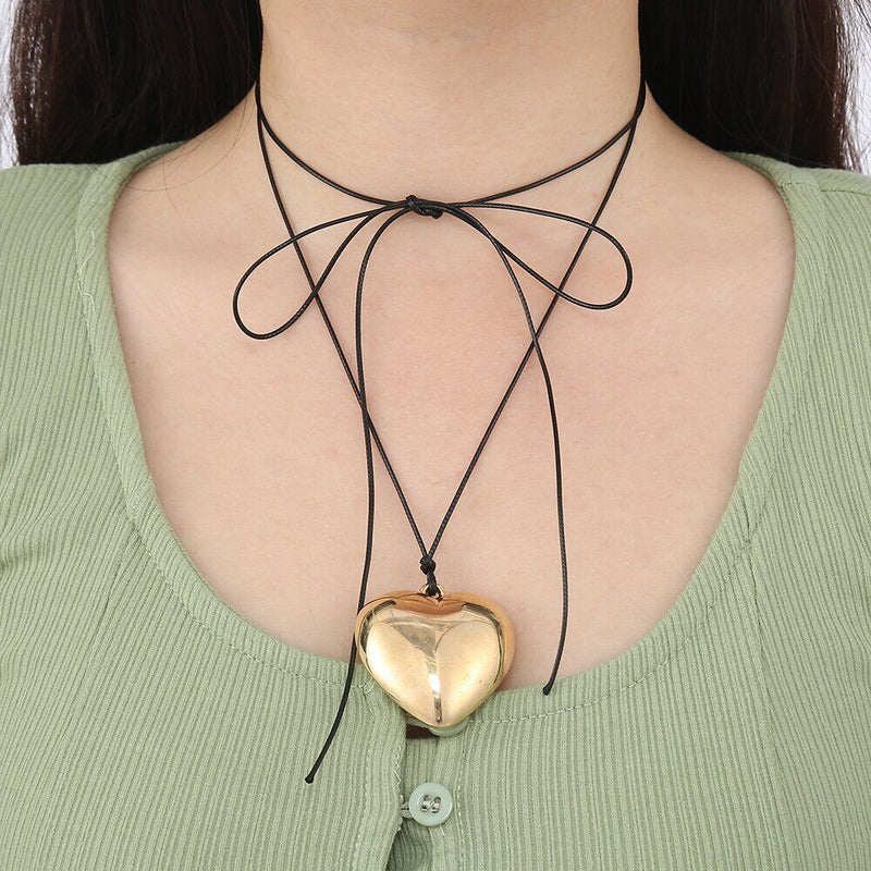 Wax Line Bowknot Beloved Heart Necklace