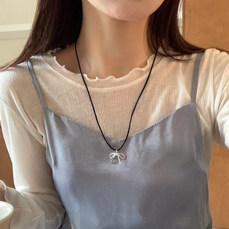 Simple Bow Sweater Necklace