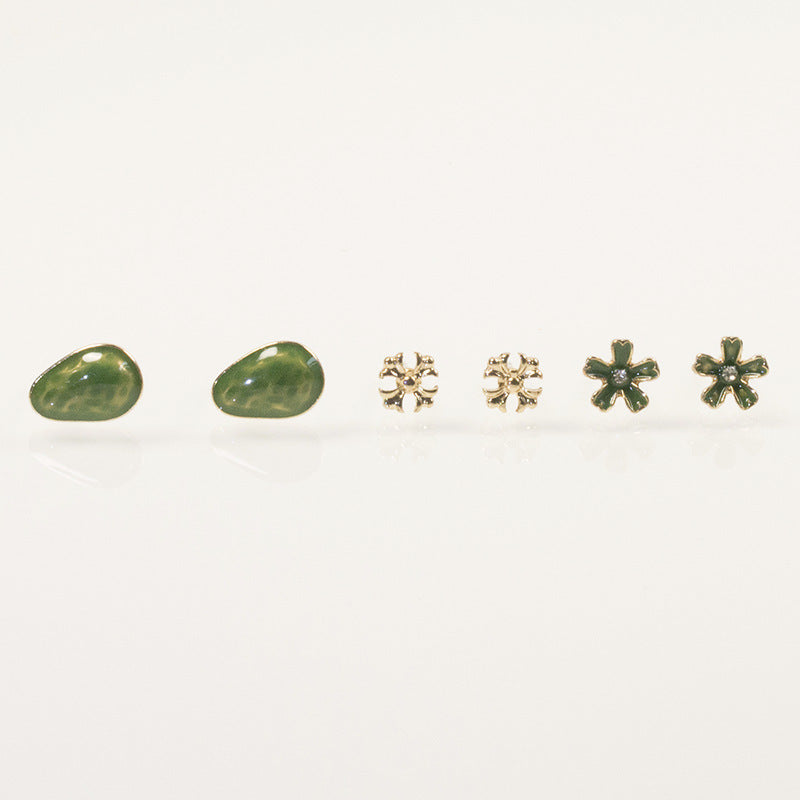 Avocado flower stud earrings set