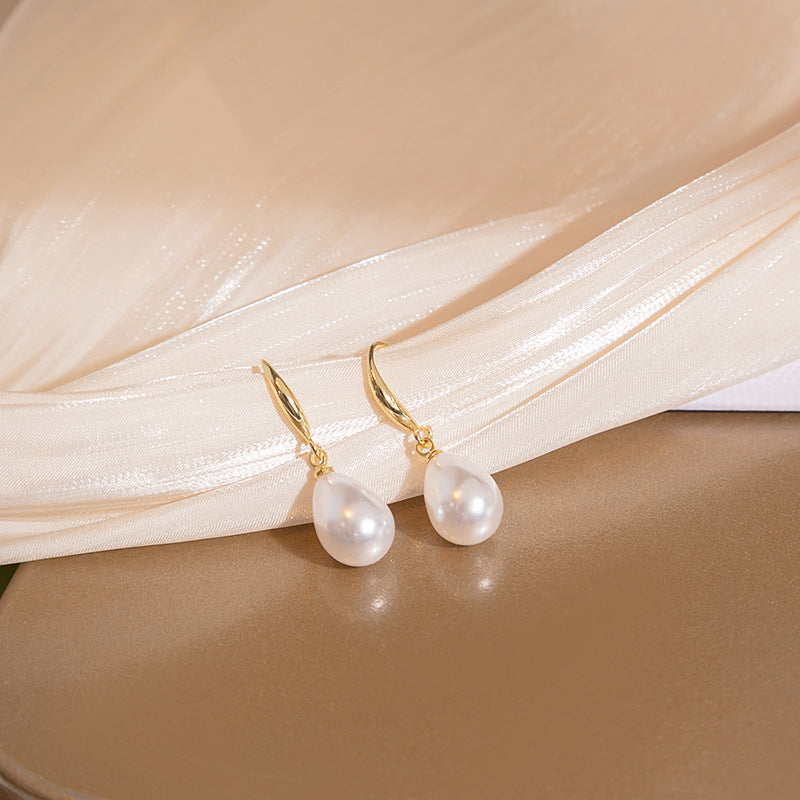Retro Water Drop Pearl Earrings