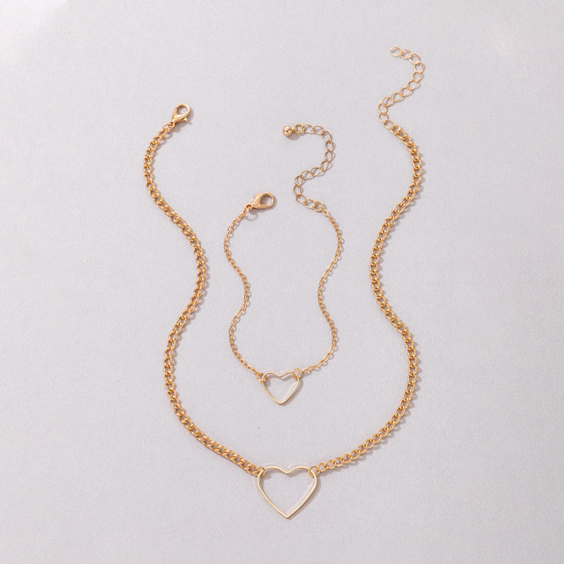 Chain Hollow Heart Choker Necklace