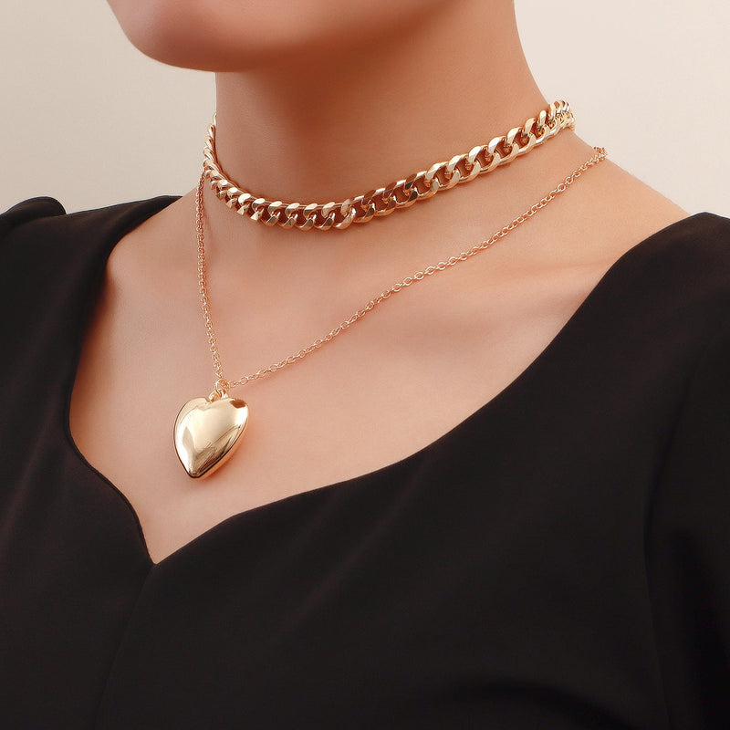 Double Layered Heart Pendant Necklace