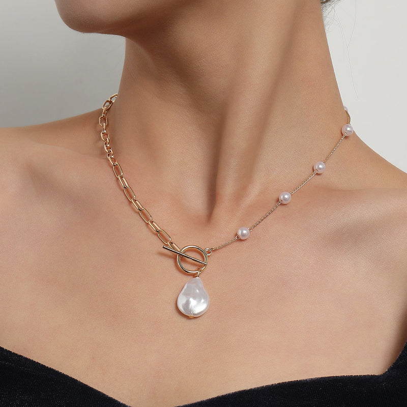 Vintage Pearl Round Bead Necklace Womens