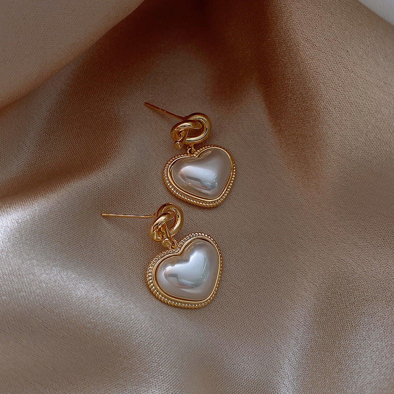 Pearl  Love Shape Earrings for Women