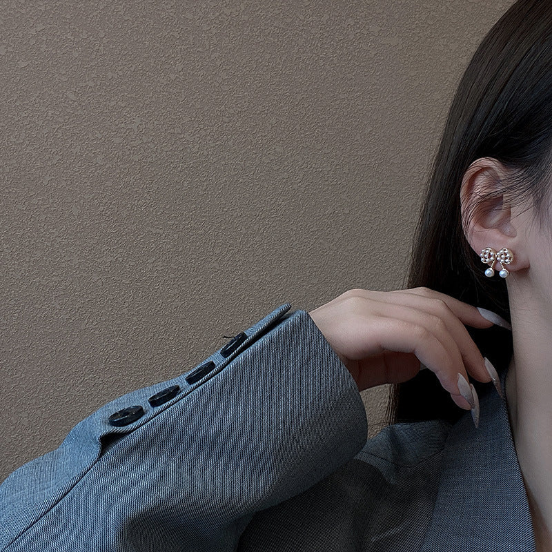 Pearl Hollow Butterfly Earrings