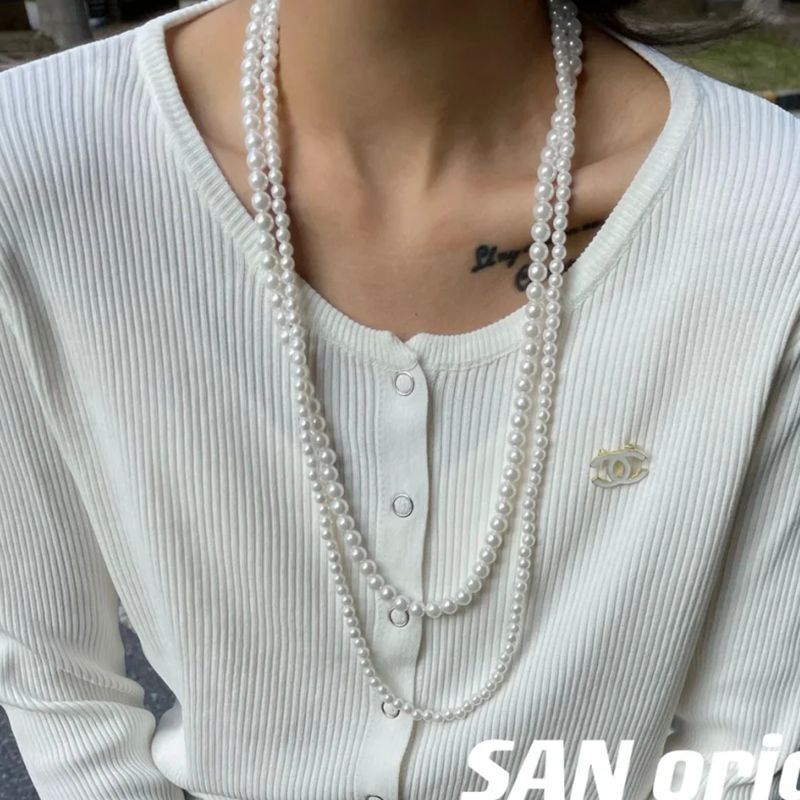 Multilayer Strand Simulated Faux Pearl Necklace