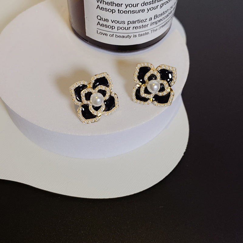 Vintage Women Pearl Flower Stud Earrings