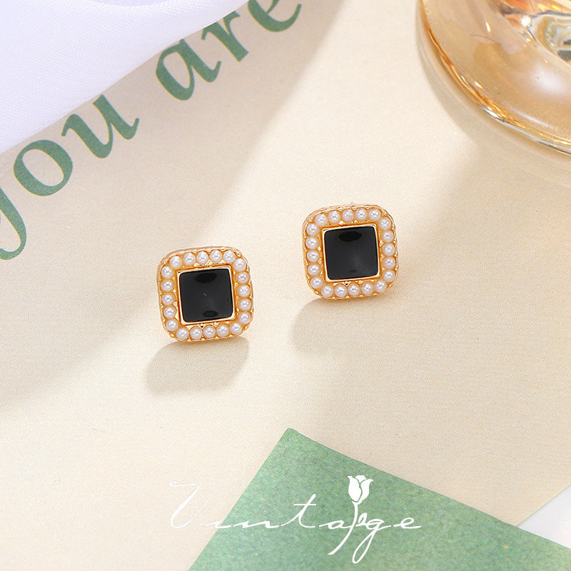 Geometric Pearl square Earrings