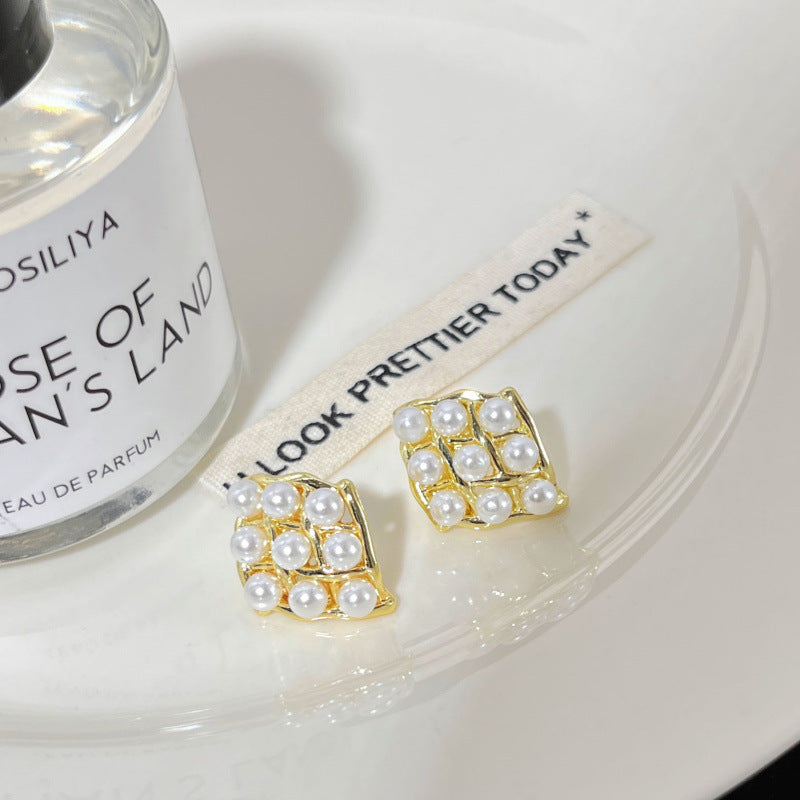 Elegant Pearl Geometric Irregular Stud Earrings