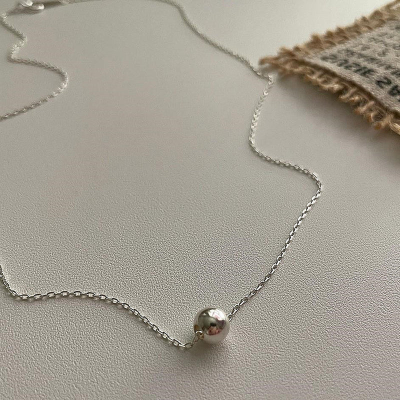 Round Pendant Simple Chain Necklace