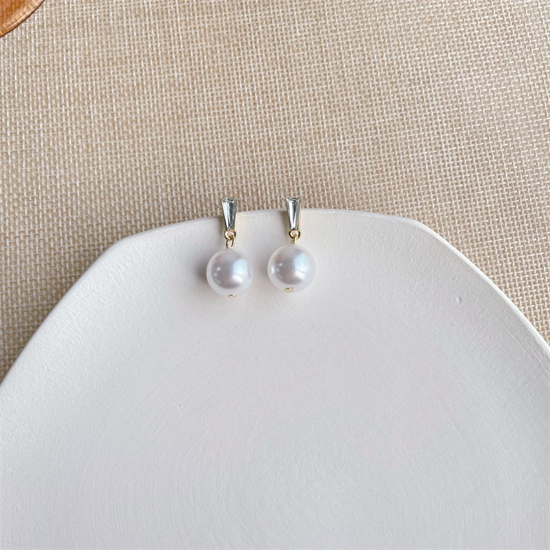 Simple Stone Pearl Earring