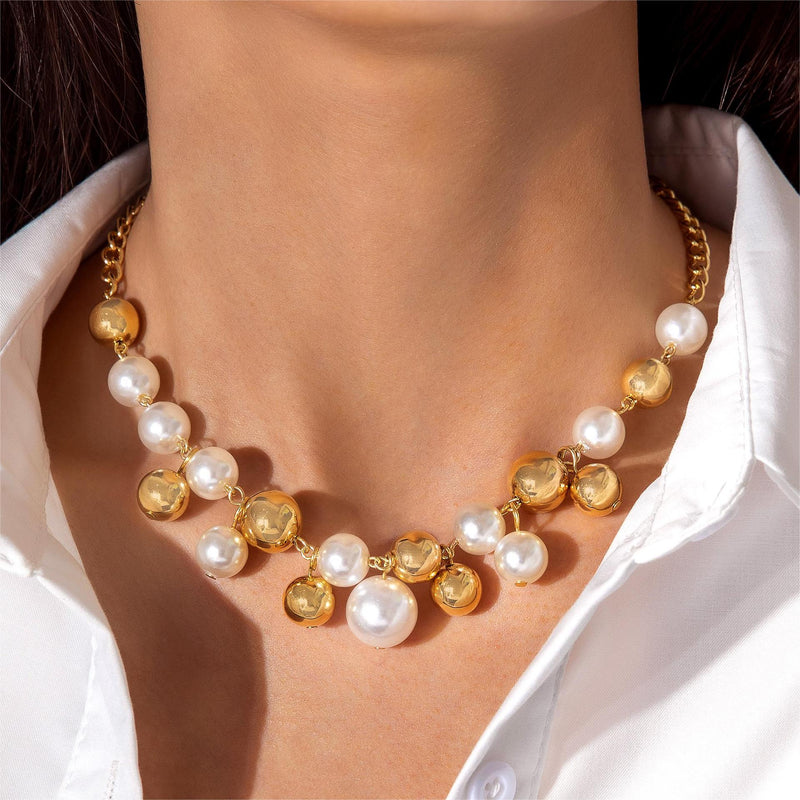 Exaggerated Large Round Pearl Bead Pendant Clavicle Necklace