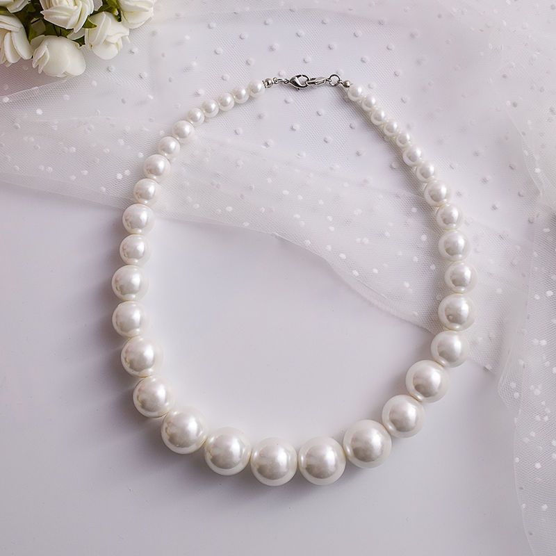 Chunky Large Simulated Pearl Choker Necklace