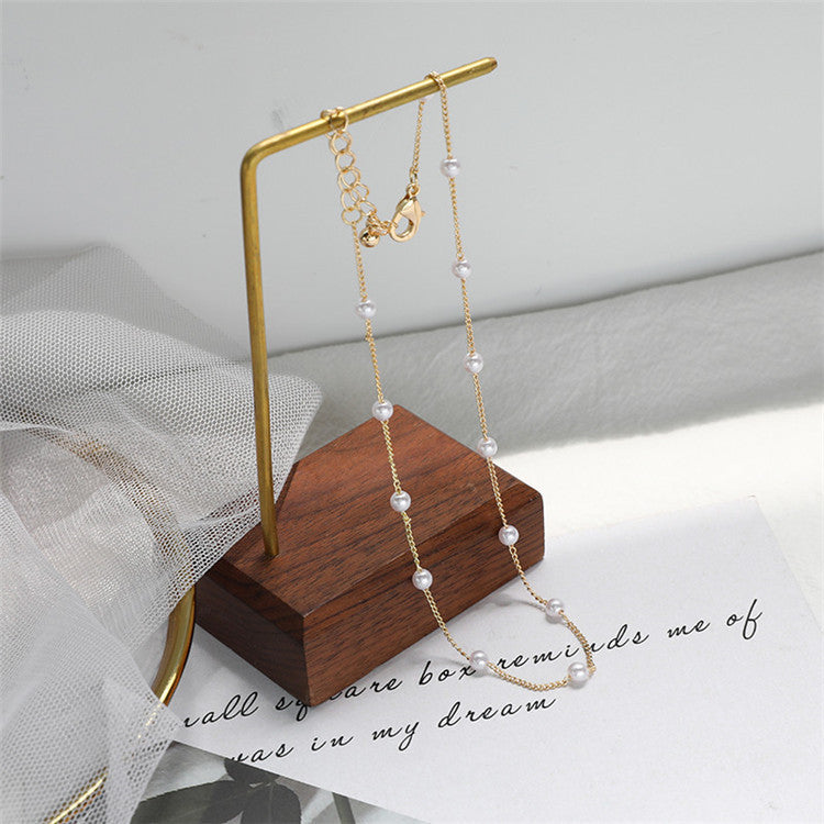 Plain Pearl Choker Necklace