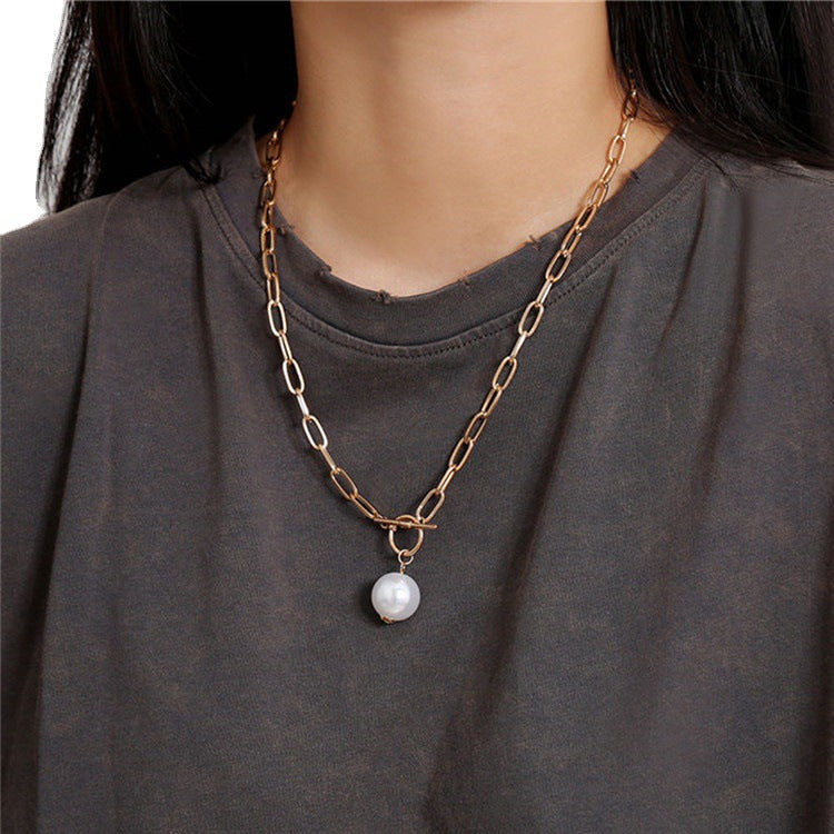 Baroque Pearl Pendant Choker Necklace