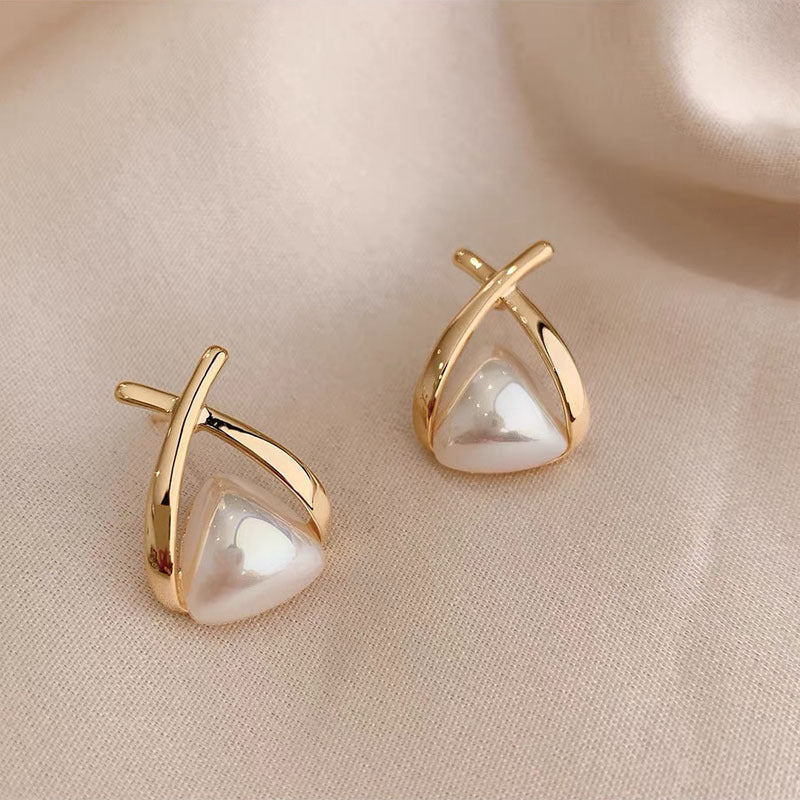 Geometric Triangle Pearl Stud Earrings