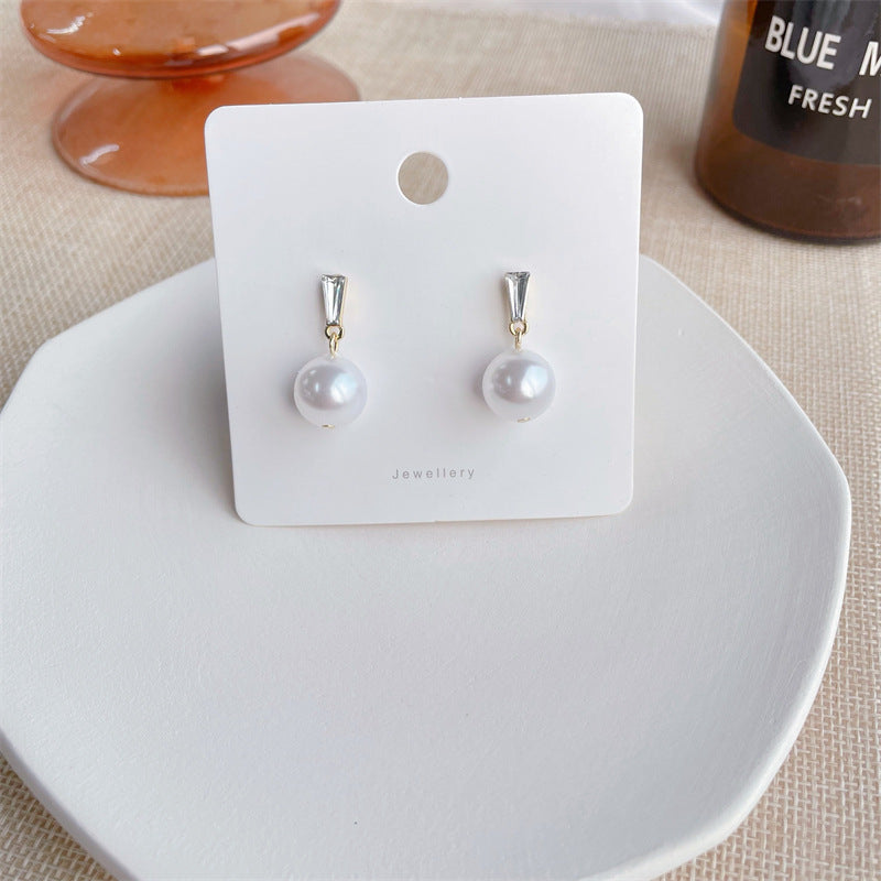 Simple Stone Pearl Earring