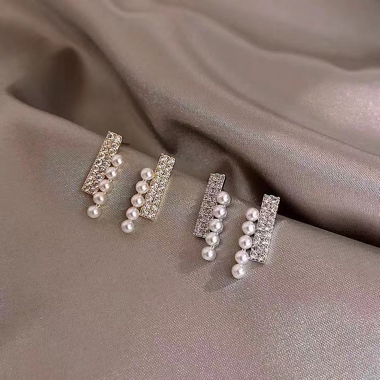 Double Layer Rhinestone Pearl Vintage Earrings