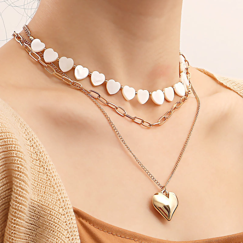 Baroque Style Imitation Pearl Peach Heart Necklace