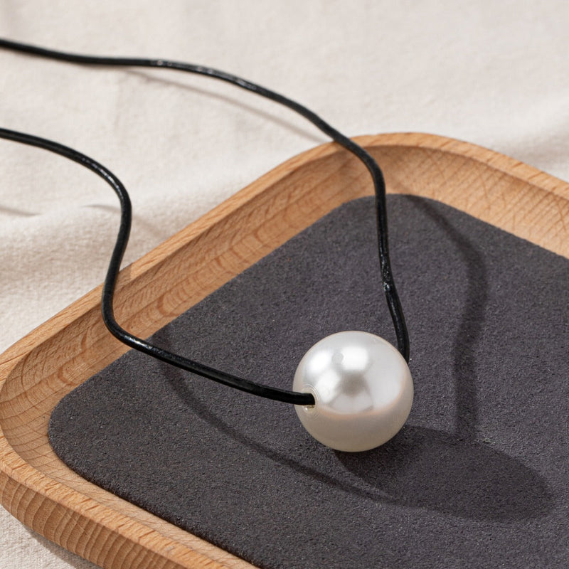 Black Wax Rope Single Pearl Necklace