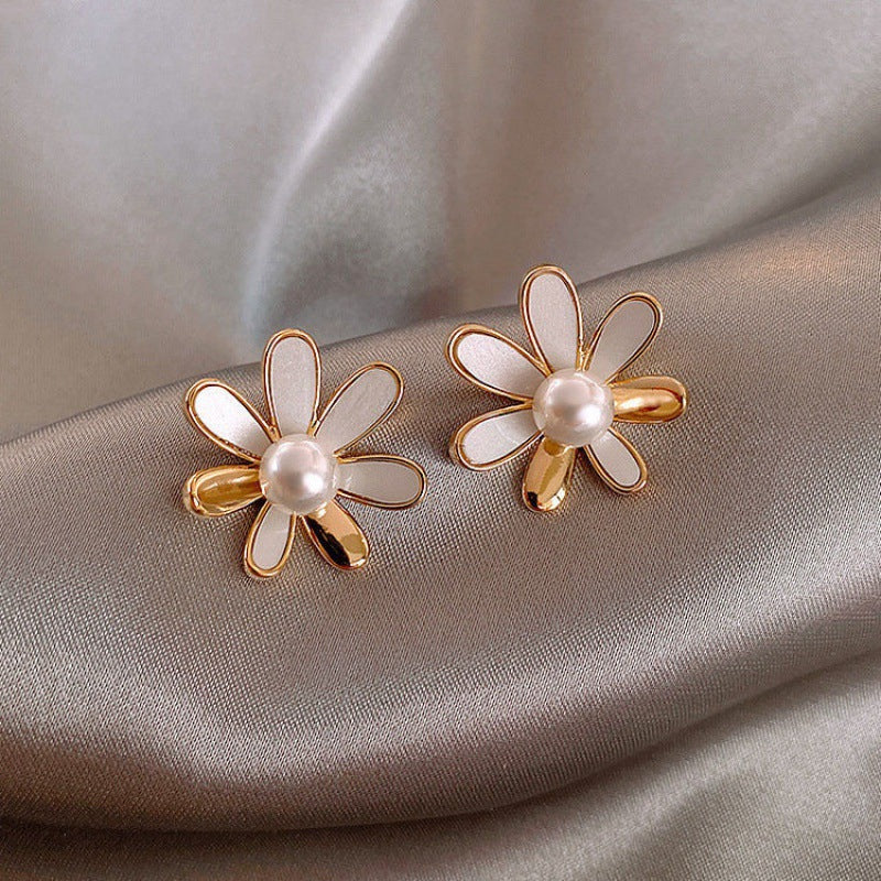 Daisies pearl Earring