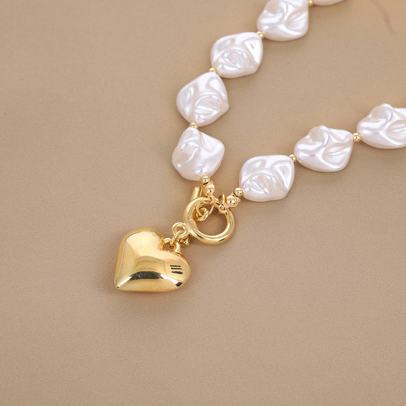 Baroque Imitated Pearl Peach Heart Pendant Necklaces
