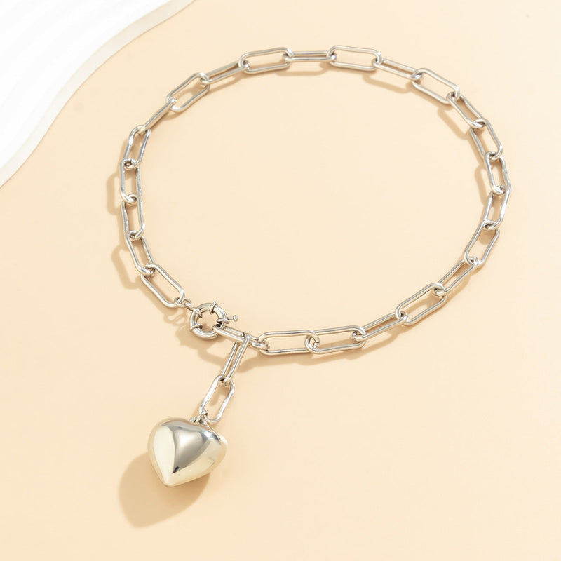 Women Simple Y-shaped Buckle Short Collar Chain Love Necklace