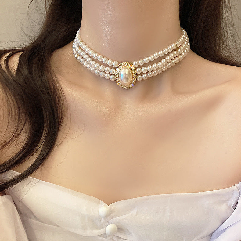 Handmade 3-Layer Retro Necklace for Women round Imitation Pearl Choker