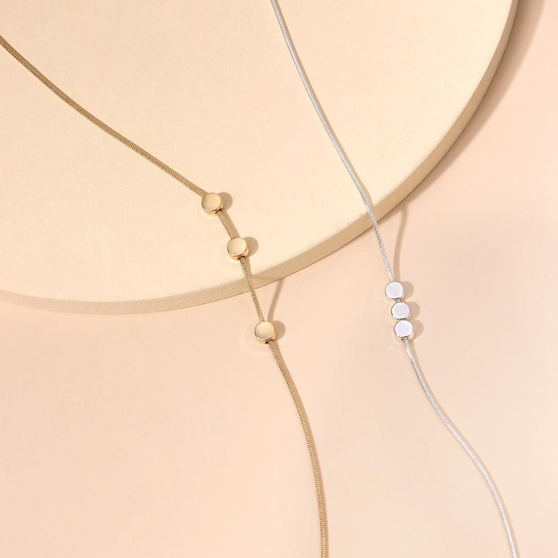 Round Disc Charms Choker Necklace