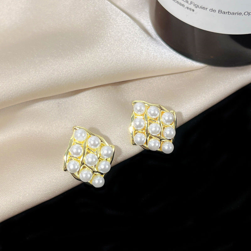 Elegant Pearl Geometric Irregular Stud Earrings