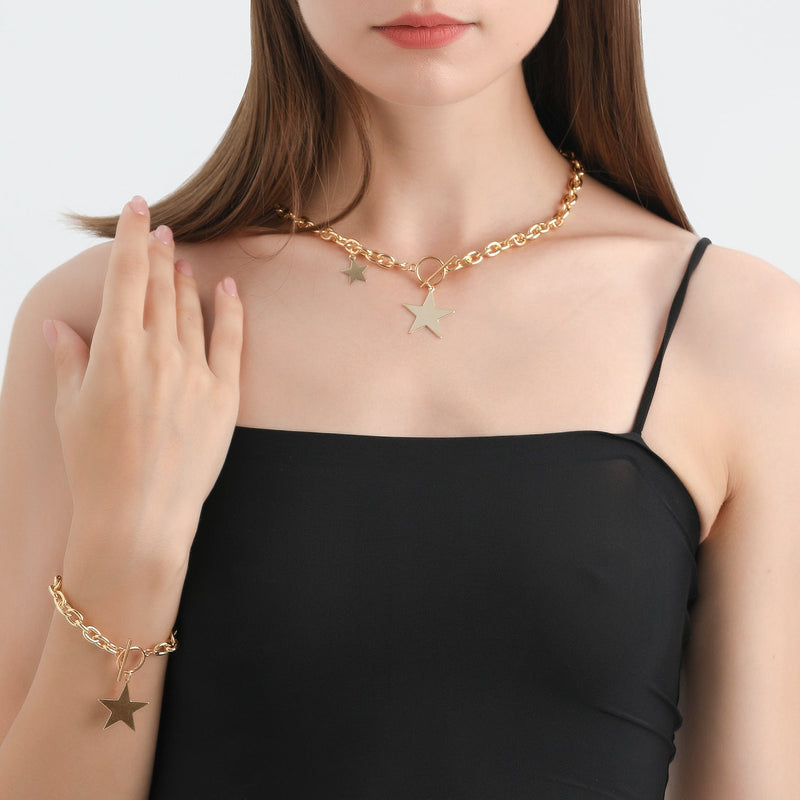 Star Pendant Chain Necklace