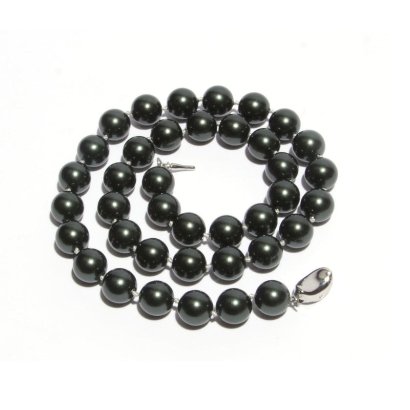 Round Sea Shell Pearl Necklace