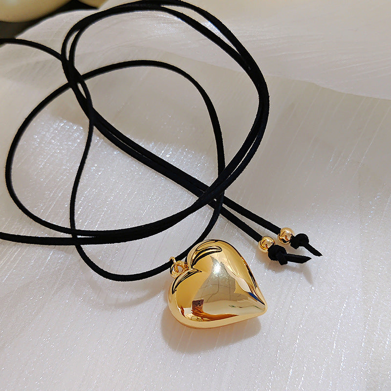 Goth Love Heart Pendant Necklace for Women