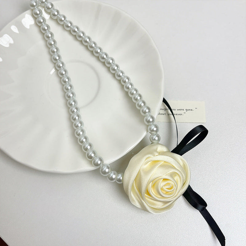 Elegant Rose Flower Pearl Chain Necklace