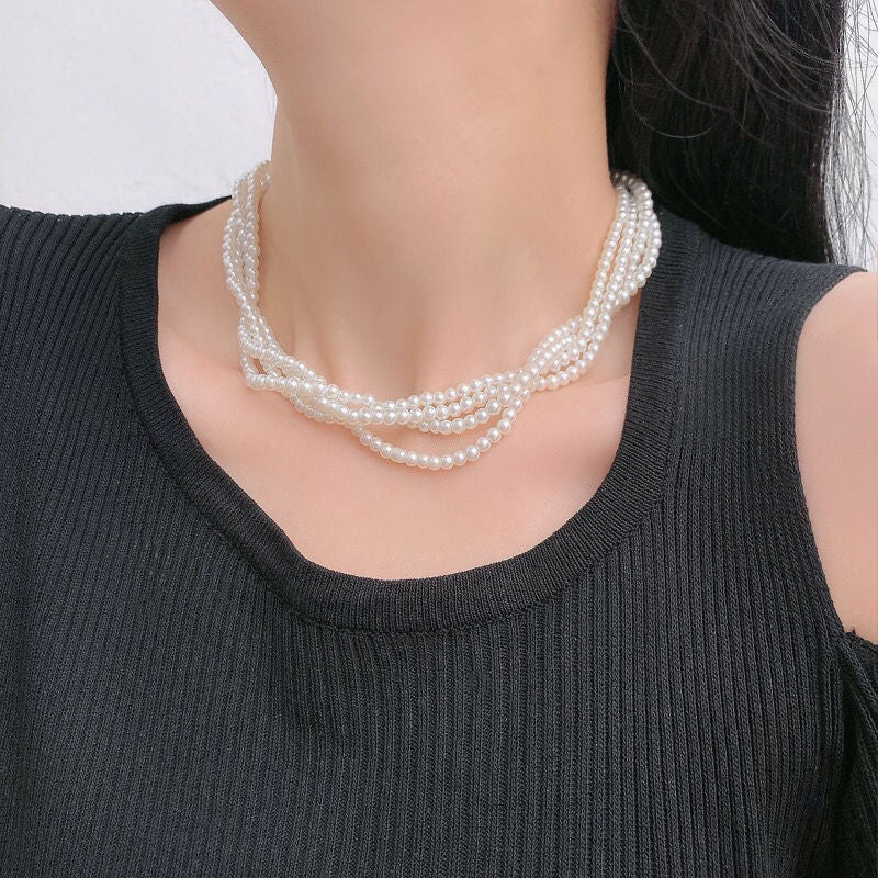 Retro Multilayered Pearl Necklace Baroque Beautiful