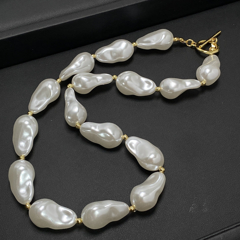 Baroque Irregular Pearl Pendant Choker Necklace for Women