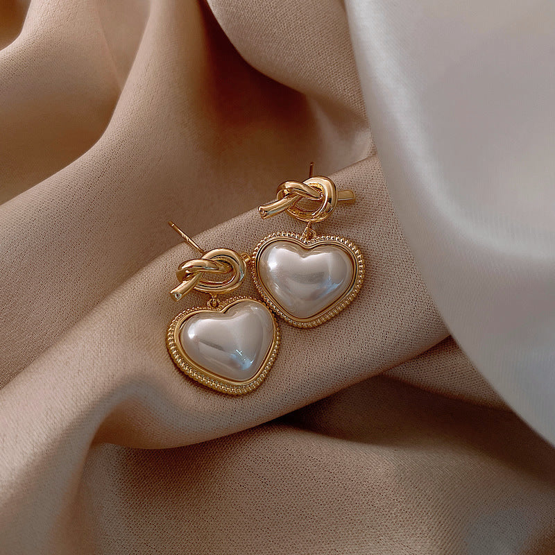 Pearl  Love Shape Earrings for Women
