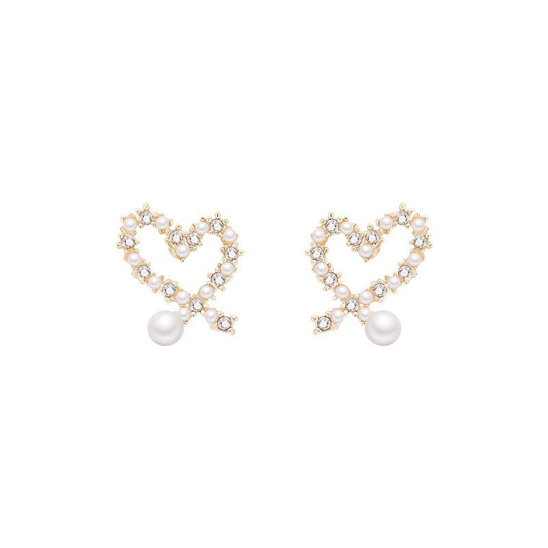 Irregular Hollow Heart Pearl Earrings