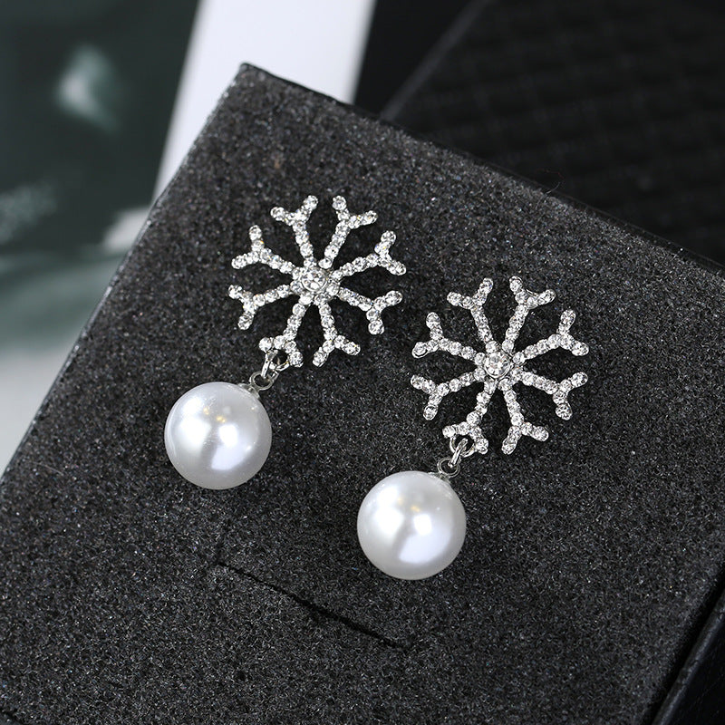 Rhinestone Snowflake White Pearl Earrings