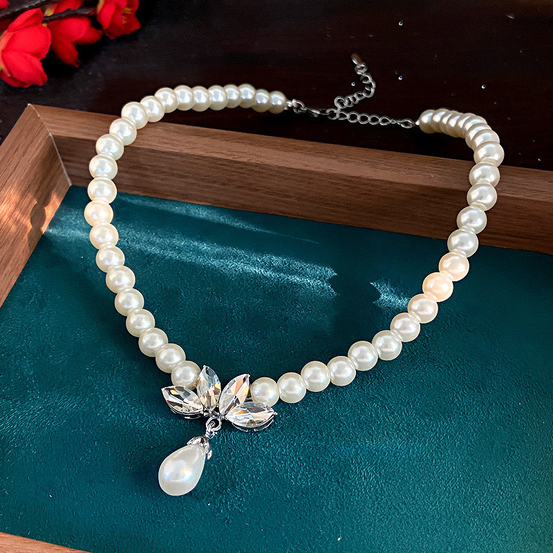 Crystal Stone Petal Pearl Pendant Necklace