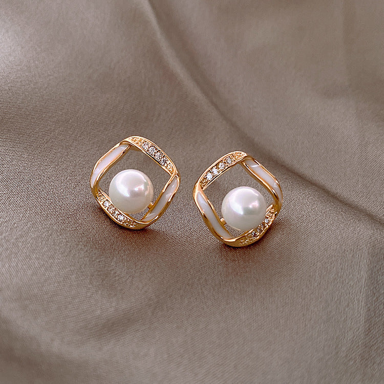 Simple Square Pearl Stud Earrings