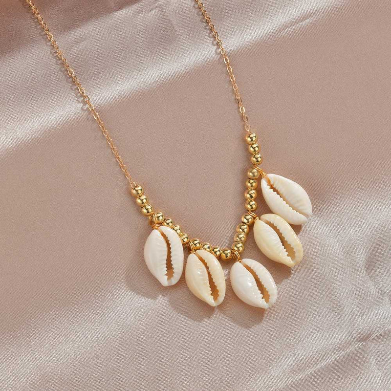 Shell Pendant Chain Women Necklaces