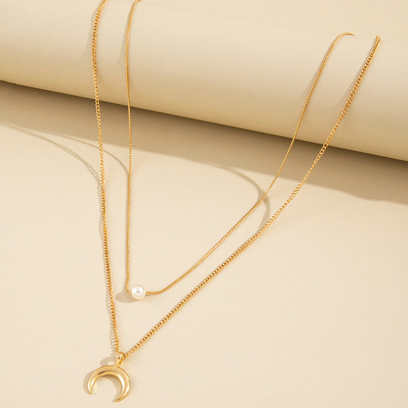 Multi Layer Clavicle Chain Necklace Horn Pendant