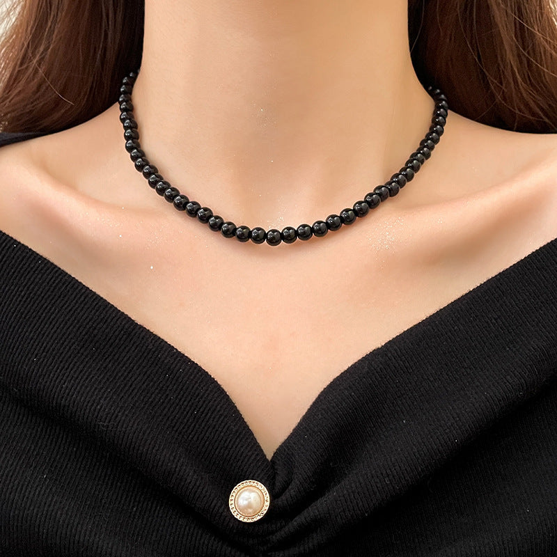 Retro Black Pearl Necklace